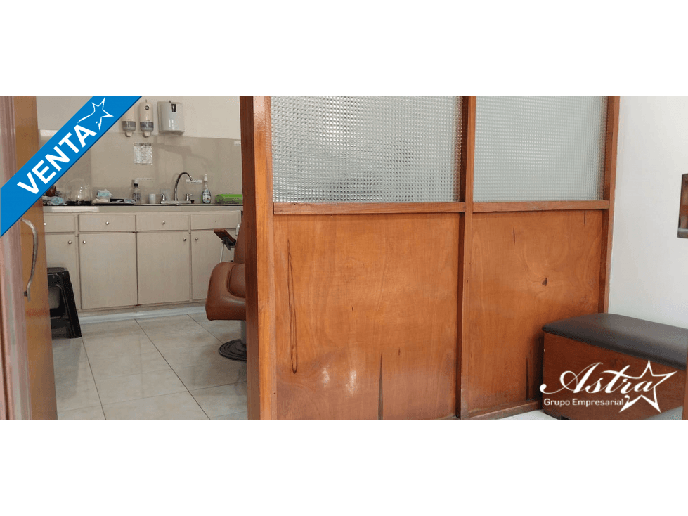 VENTA CONSULTORIO CHINCHINÁ - 1