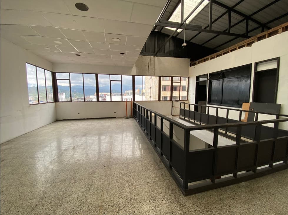 Edificio en venta - Plaza de Bolívar - Manizales - 1