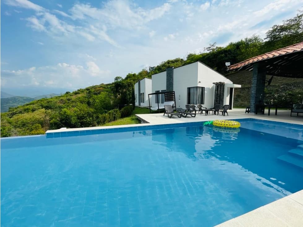 Amoblado Hermosa Finca de lujo Santa Fé de Antioquia, Precio por día. - 1