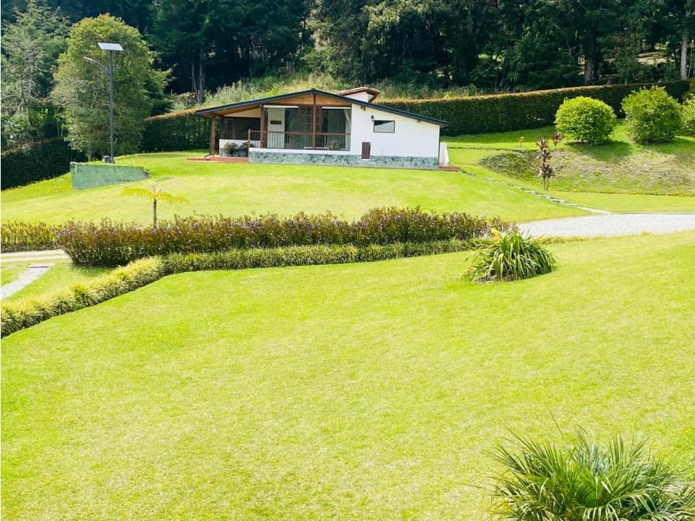 EN ARRIENDO FINCA EN PARCELACION LA CEJA - 1