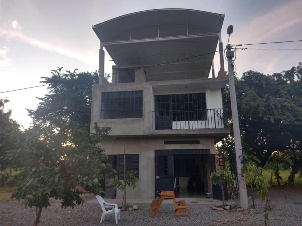 Vendo Casa en el Guamo 216 m2 - 1