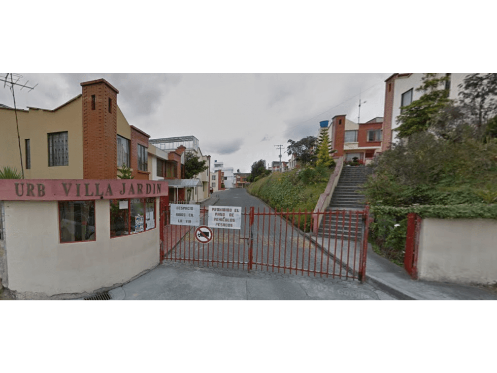 VENDO CASA URBANIZACIÓN VILLA JARDIN - 1