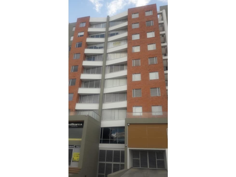 VENDO O ANTICRESO APARTAMENTO EN EDIFICIO IPK IPIALES - 1