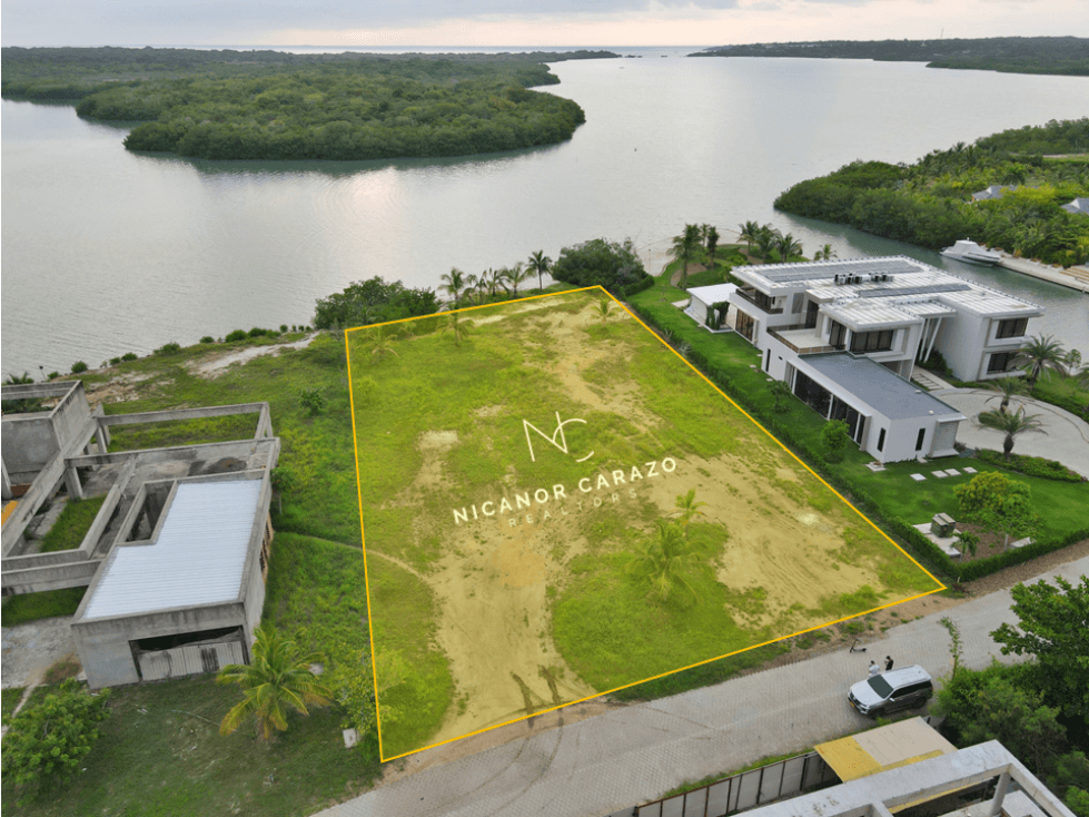 Lote VENTA de 2.571 sobre CIENAGA PORTONAITO Marina de Baru Cartagena - 1