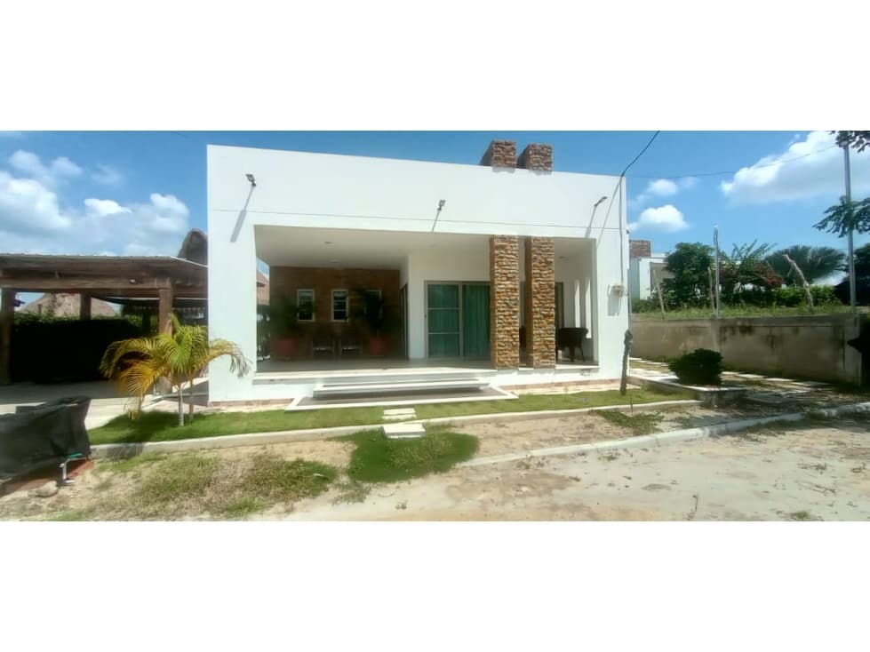 SE VENDE CASA | LOS PALMITOS - 1