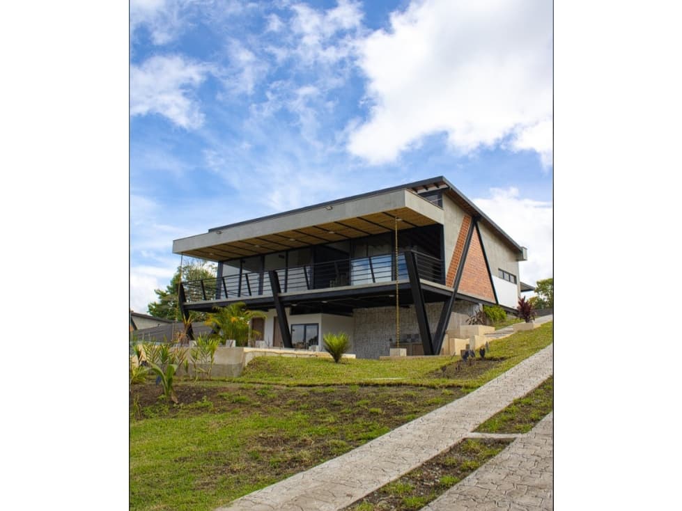 CASA CAMPESTRE EN ARRIENDO - SALENTO - 1