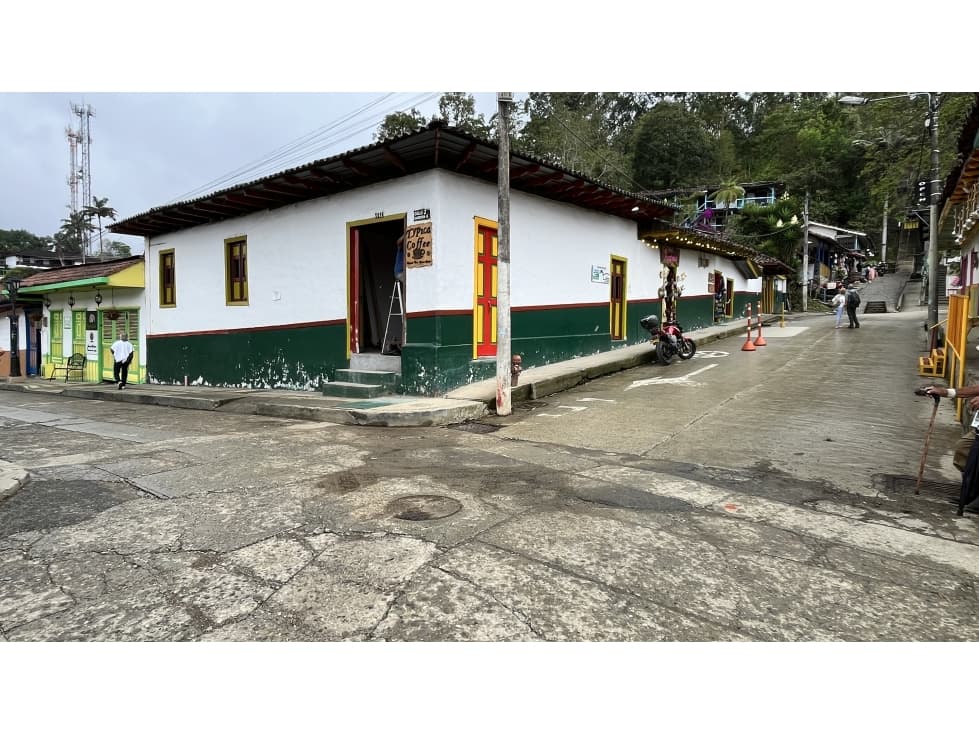 VENTA DE CASA - LOTE EN SALENTO, QUINDÍO, COLOMBIA - 1
