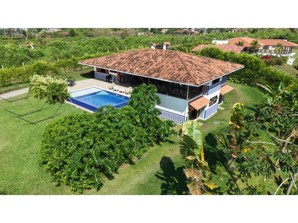 VENTA DE CASA CAMPESTRE EN MONTENEGRO, QUINDÍO, COLOMBIA - 1