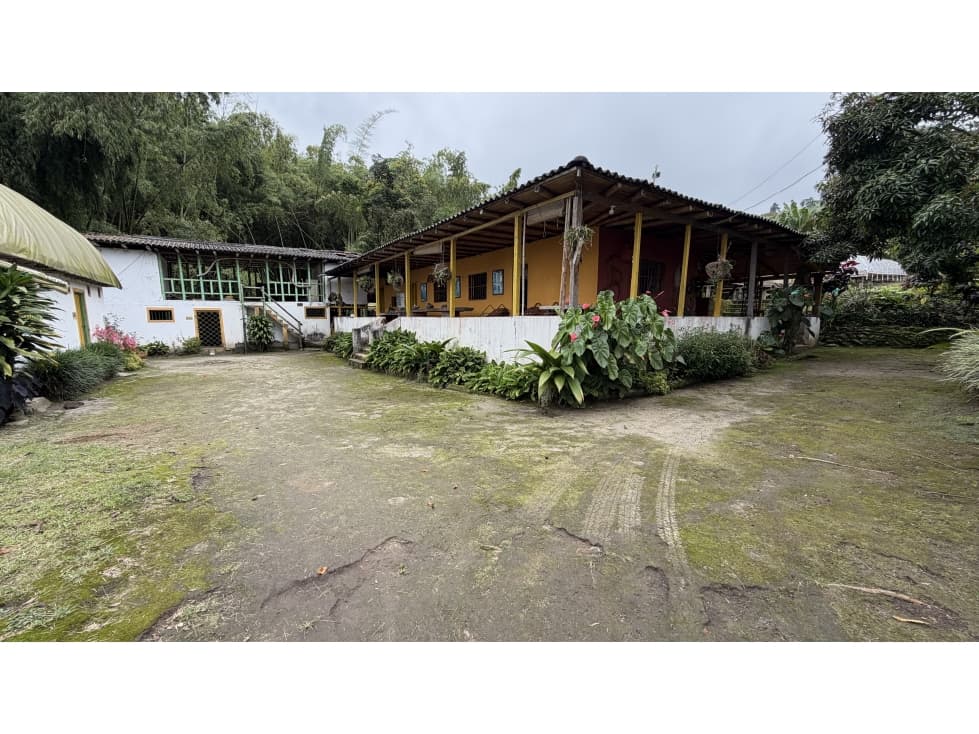 VENTA DE FINCA EN CALARCÁ, QUINDÍO, COLOMBIA - 1