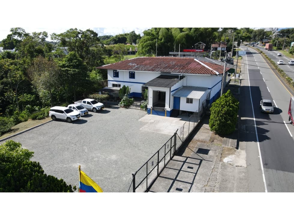 SE ARRIENDA BODEGA EN CIRCASIA, QUINDIO, COLOMBIA - 1