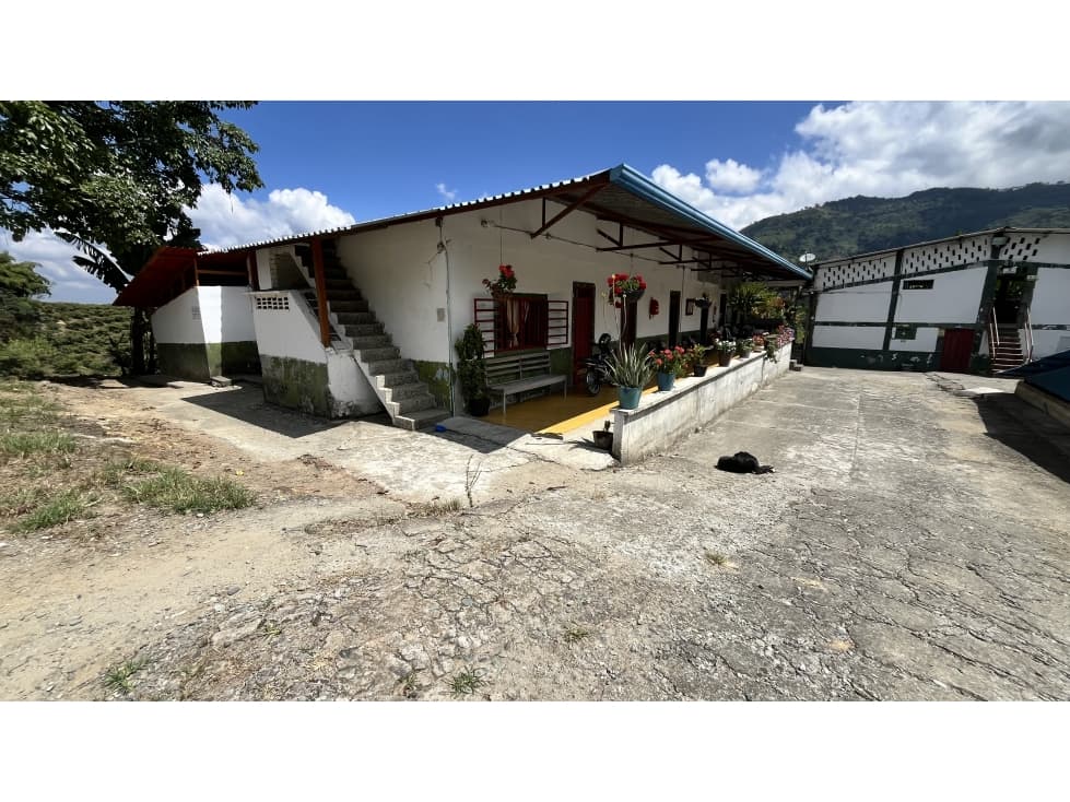 VENTA DE FINCA EN PIJAO, QUINDÍO, COLOMBIA - 1