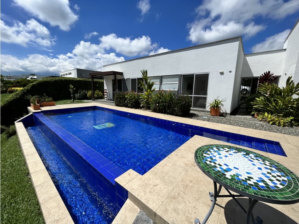 VENTA DE CASA CAMPESTRE EN ARMENIA, QUINDIO, COLOMBIA - 1