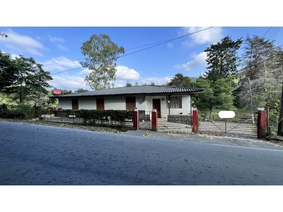VENTA DE CASA CAMPESTRE EN SALENTO, QUINDIO, COLOMBIA - 1
