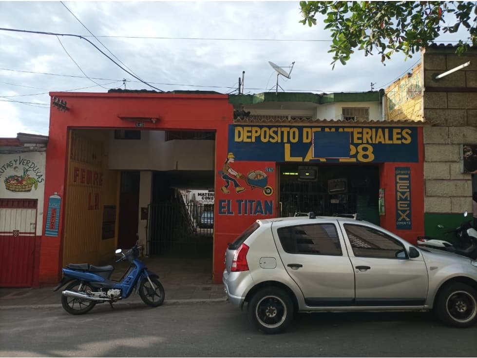 CASA EN VENTA COMERCIAL / BARRIO GIRARDOT - 1