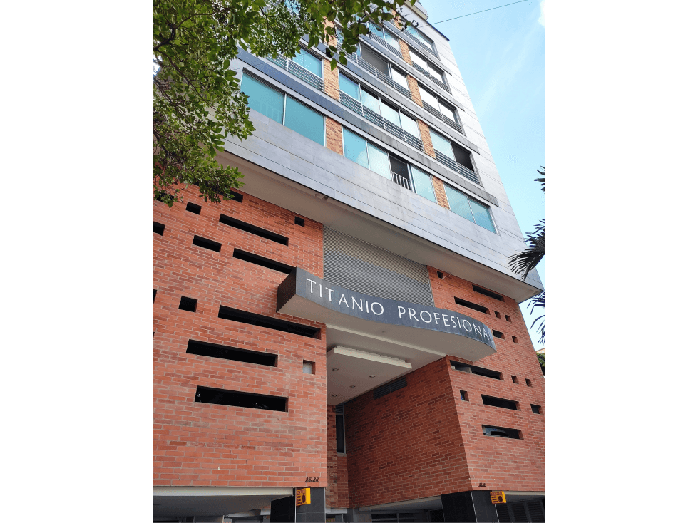 APARTAMENTO EN ARRIENDO - EDIFICIO TITANIO PROFESIONAL NUEVO SOTOMAYOR - 1