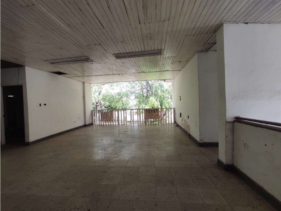 EDIFICIO ADAPTADO PARA HOTEL EN ARRIENDO - MONTERÍA - 1