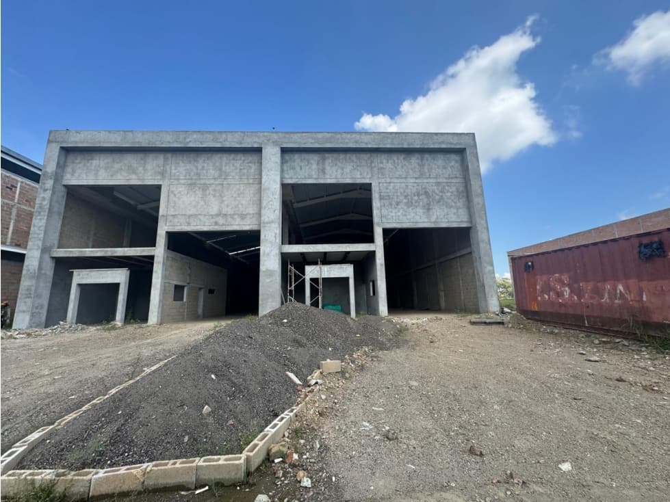 BODEGAS EN VENTA Y ARRIENDO EN PARQUE INDUSTRIAL- MONTERIA - 1