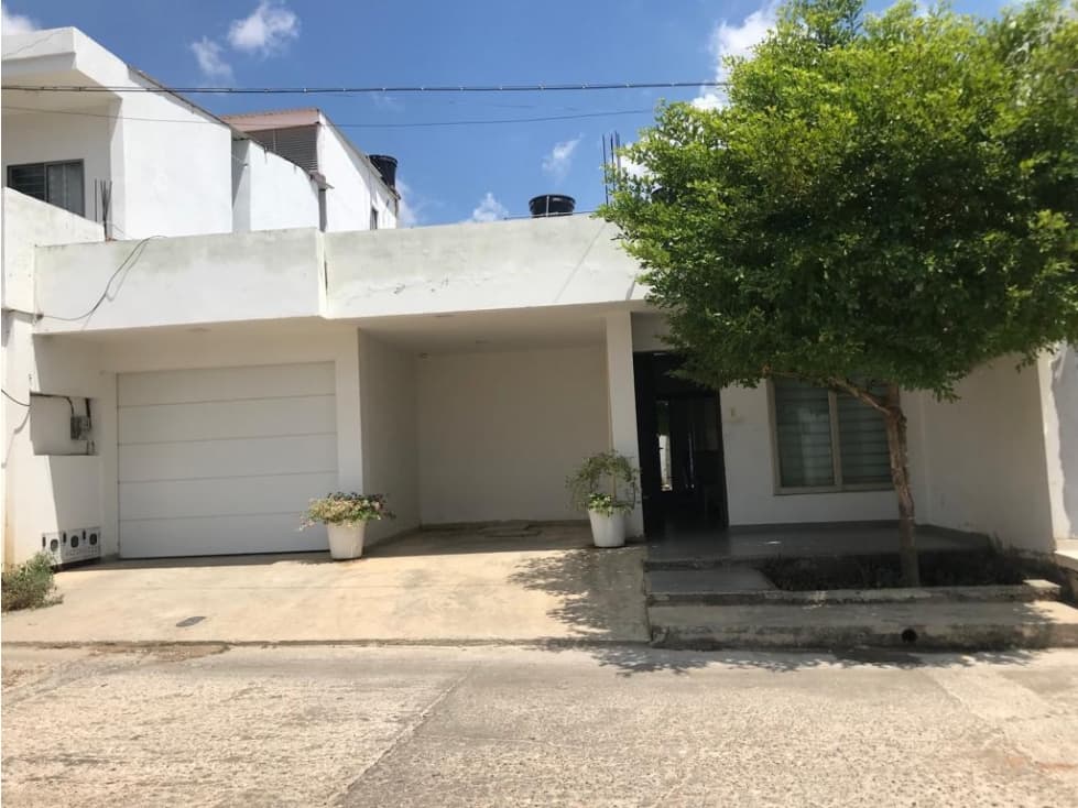 EN VENTA CASA GRANDE EN SAHAGUN - 1