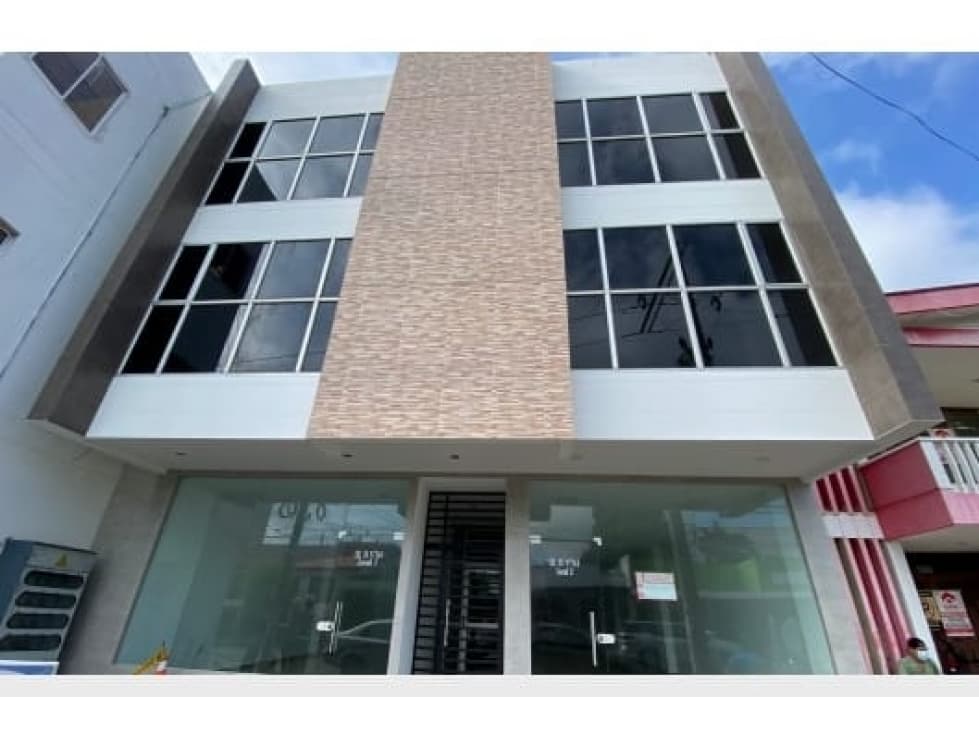 ARRIENDO EDIFICIO CENTRO DE MONTERIA - 1