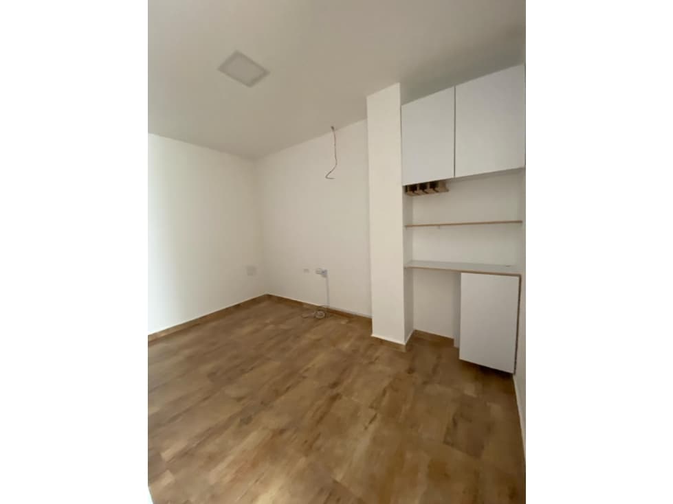 EN ARRIENDO OFICINA EN ZONA COMERCIAL EN LAURELES MONTERIA - 1