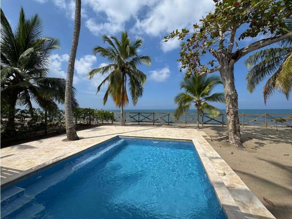 CABAÑA EN VENTA FRENTE AL MAR DE TOLU- SUCRE- VIA EL FRANCES - 1