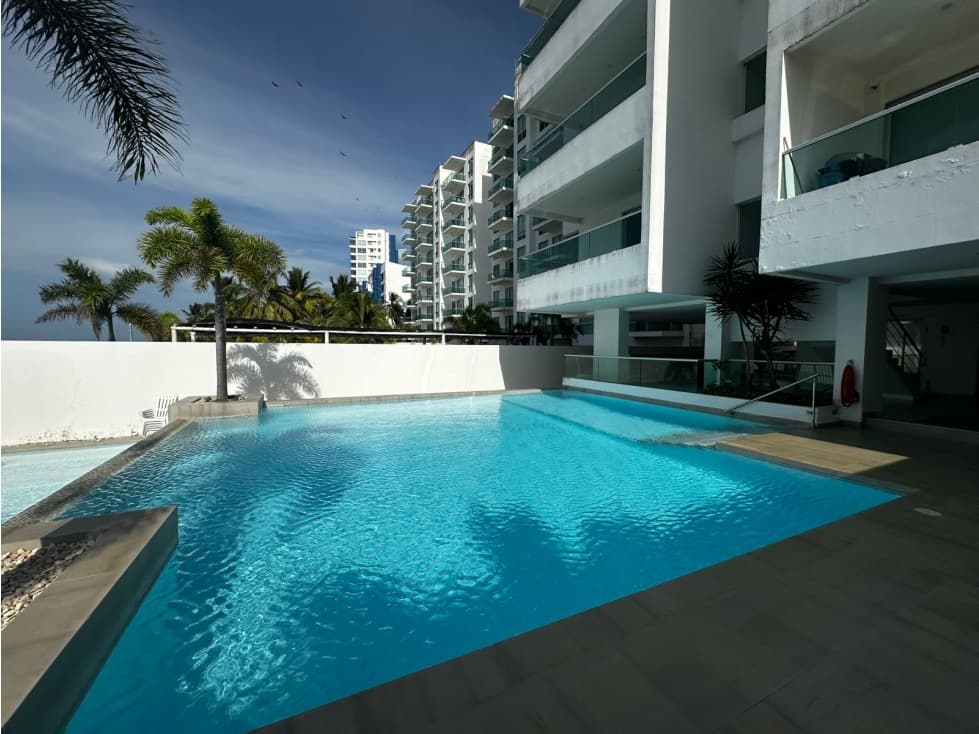APARTEMENTO EN VENTA FRENTE A LA PLAYA DE COVEÑAS SUCRE - 1