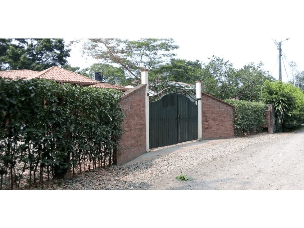 CASA CAMPESTRE EN VENTA - VILLAVICENCIO - 1