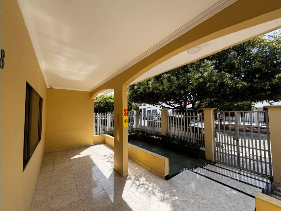 CASA ARRIENDO PARA USO COMERCIAL EN LA CASTELLANA - MONTERIA - 1