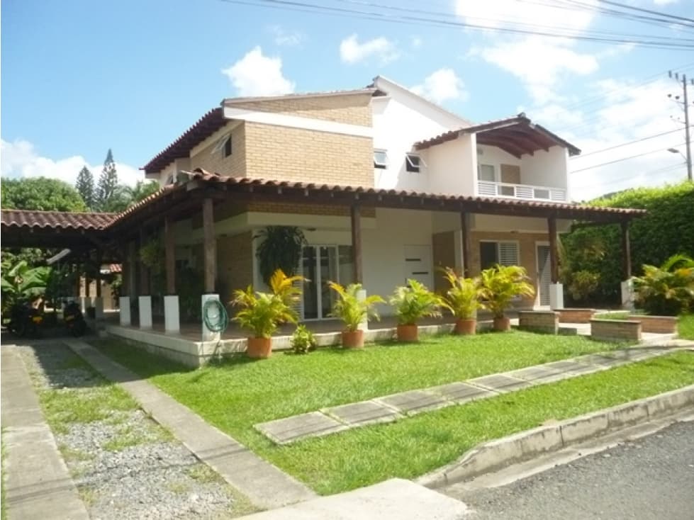 SE VENDE CASA DE CAMPO EN CONDOMINIO CAMPESTRE RANCHO CHICO - 1