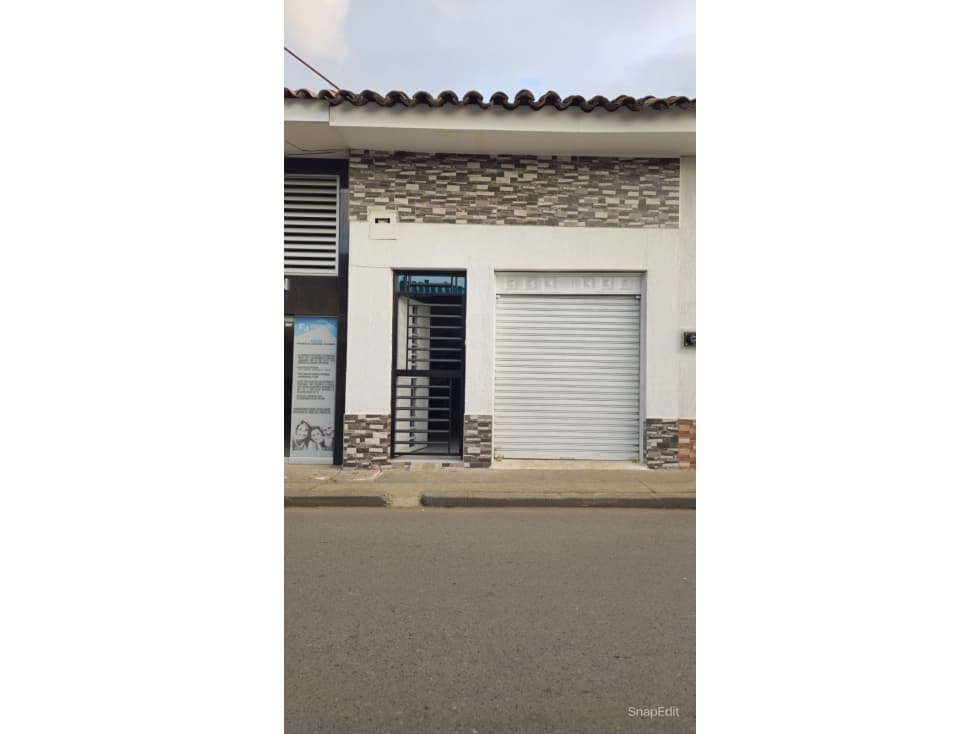 SE VENDE LOCAL COMERCIAL EN EL CENTRO TULUA VALLE. - 1