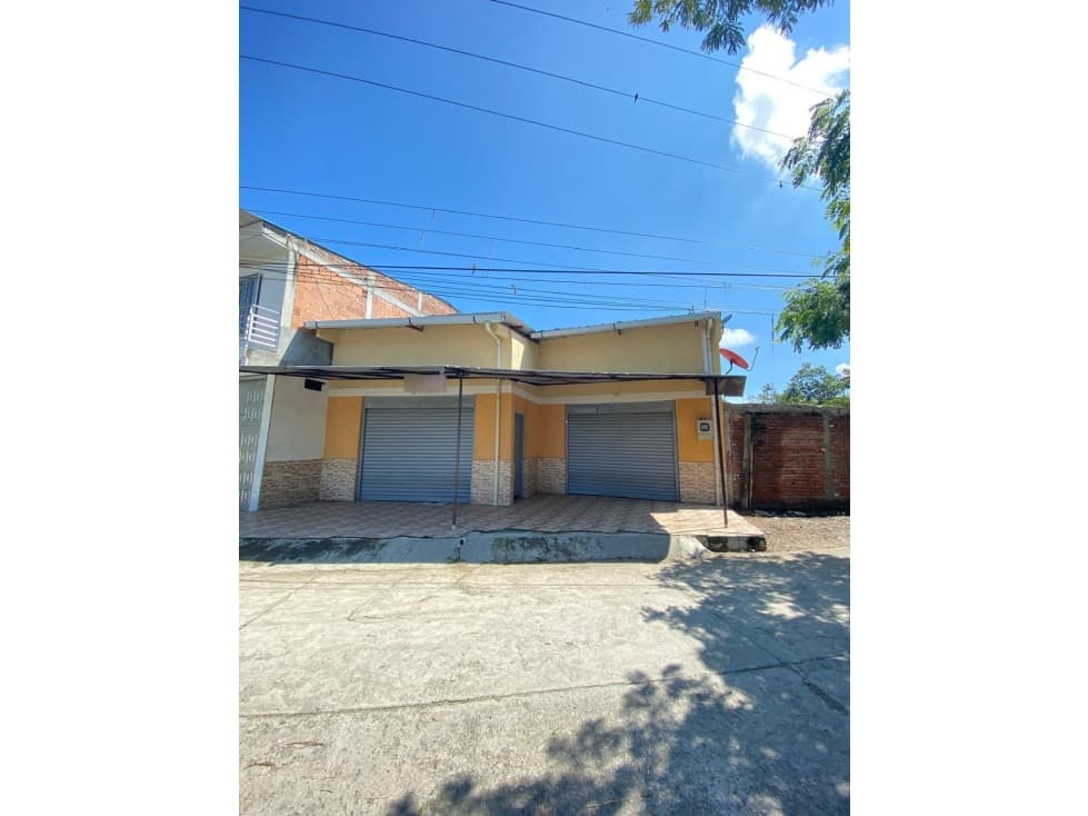 SE VENDE PROPIEDAD COMERCIAL BARRIO LA FLORESTA 1 EN ANDALUCIA - 1