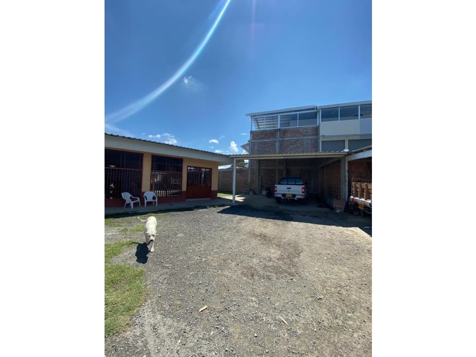 SE VENDE CASA DE CAMPO EN LA FLORESTA 1 DE ANDALUCÍA VALLE - 1