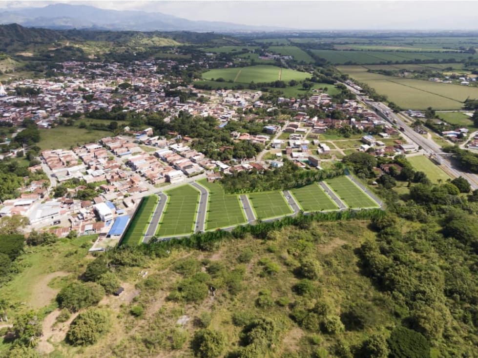 VENTA DE LOTES EN URBANIZACIÓN PORTAL ANDALUZ EN ANDALUCIA VALLE - 1