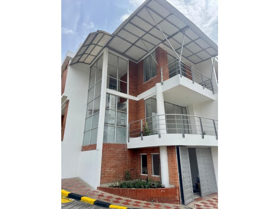 VENDO CASA EN CONJUNTO CERRADO, VILLETA - 1