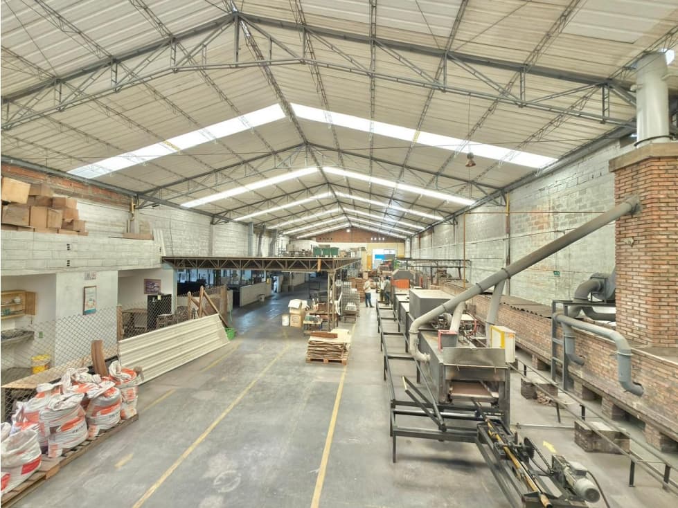 SE VENDE BODEGA EN ITAGUI - 1