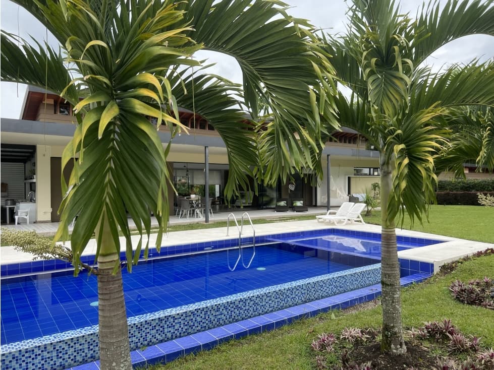 ALQUILER CASA CAMPESTRE AMOBLADA - ARMENIA - 1