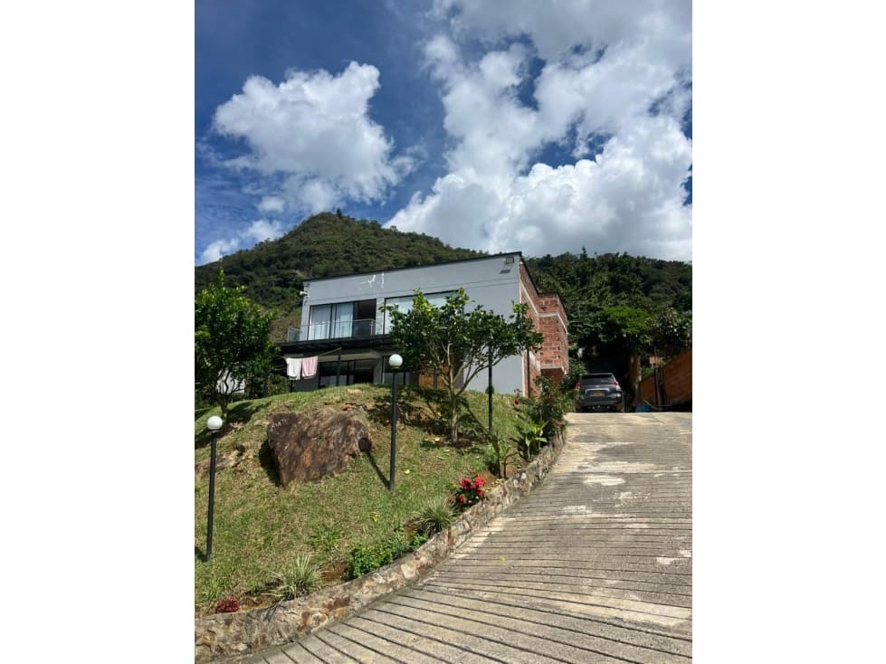 Venta Finca Campestre en Copacabana - 1