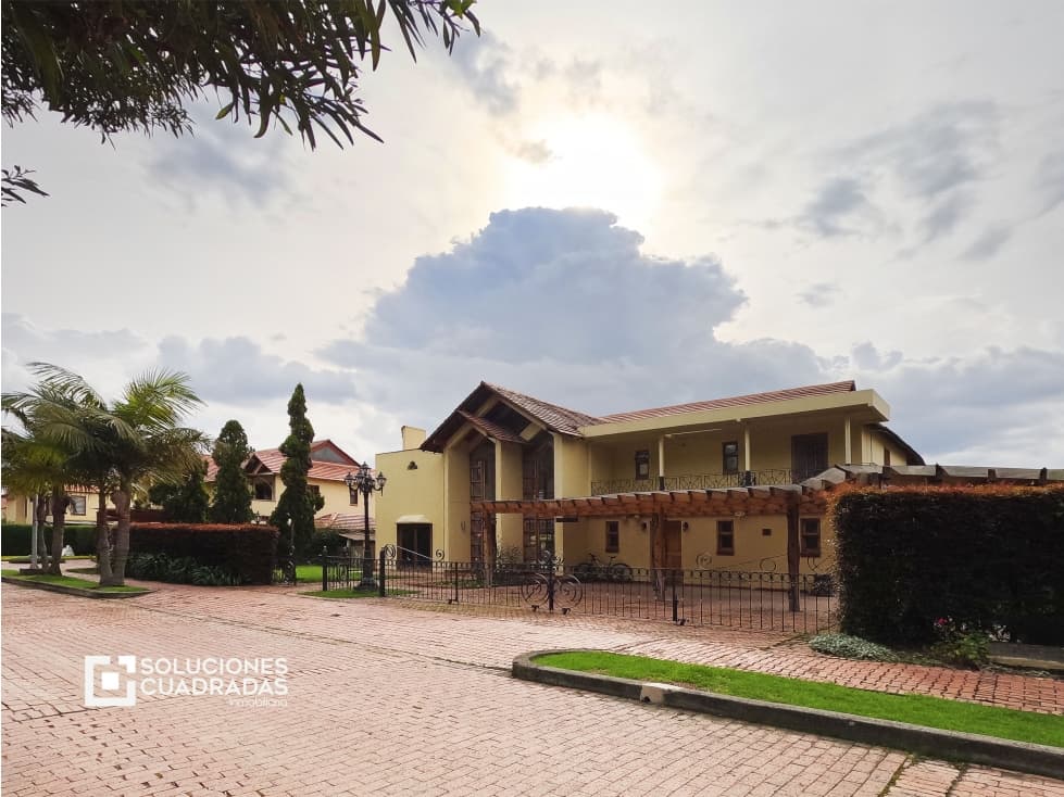 Arriendo Casa Campestre en Condominio Sopo Hatogrande - 1