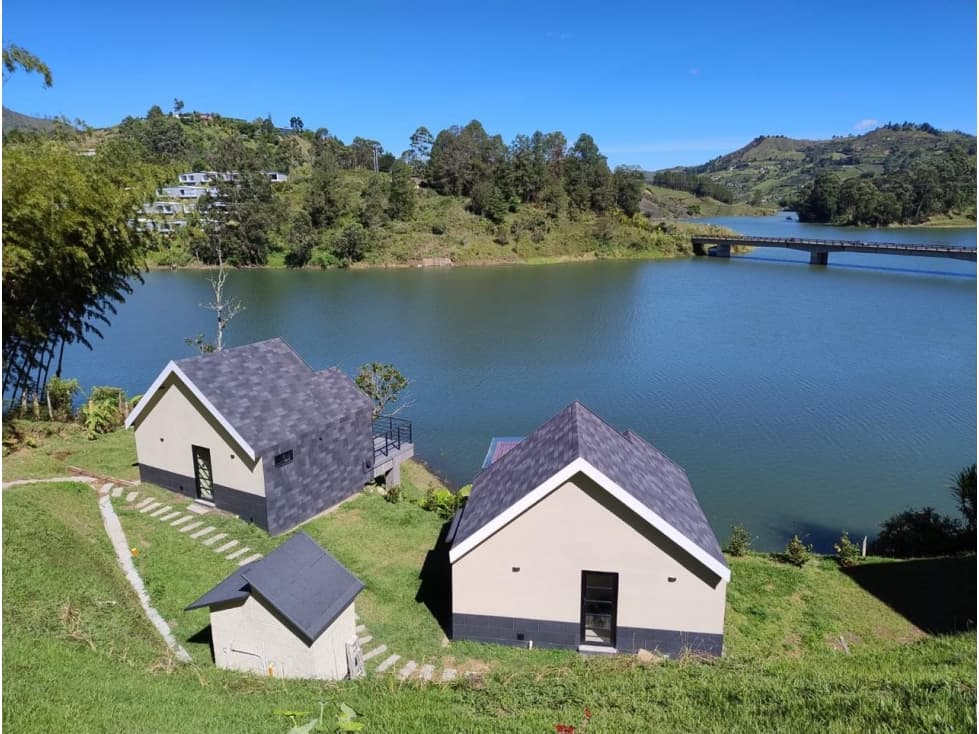 Cabañas en Condominio - El Peñol (Ant) - 1