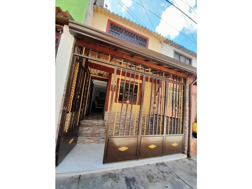 SE VENDE HERMOSA CASAEN CABECERA DEL LLANO /PIEDECUESTA - 1