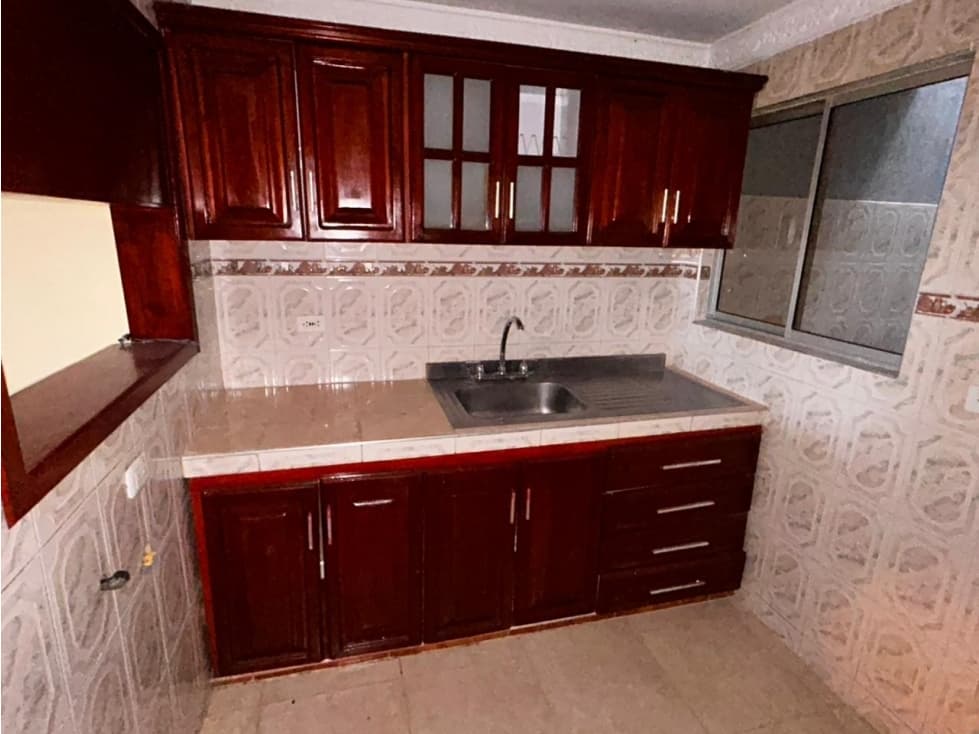 SE VENDE HERMOSA CASA EN CATALUÑA/PIEDECUESTA - 1