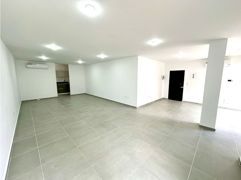 SE ARRIENDA MAGNIFICA OFICINA EN SAN ALONSO - 1