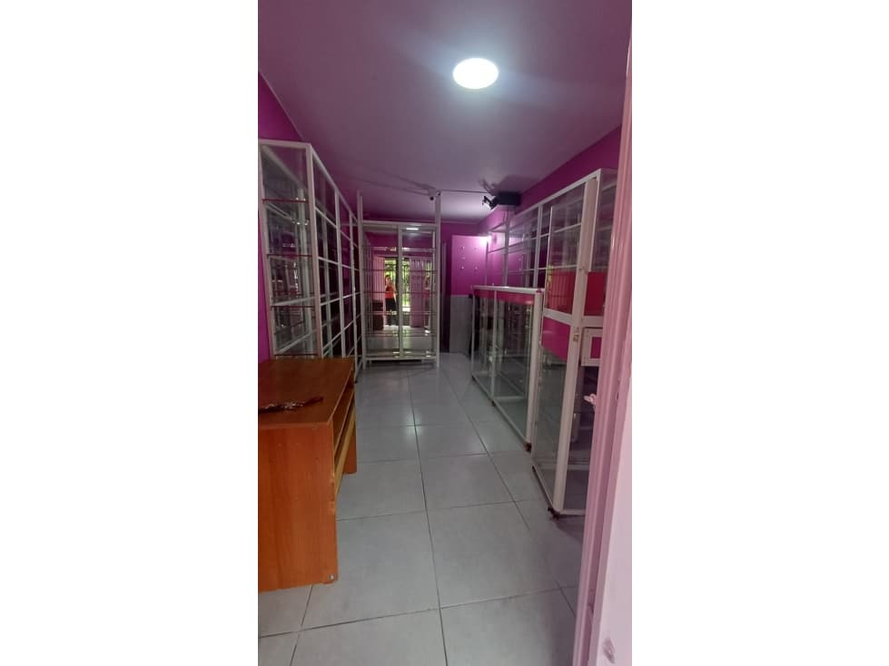 SE ARRIENDA AMPLIO LOCAL COMERCIAL EN EL REFUGIO/PIEDECUESTA - 1