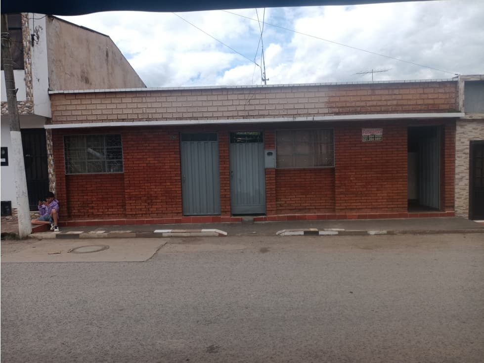 SE VENDE PROPIEDAD BARRIO SAMAN - 1