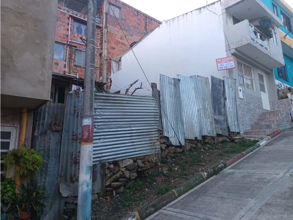 SE VENDE LOTE BARRIO GAITAN; BARBOSA SANTANDER - 1