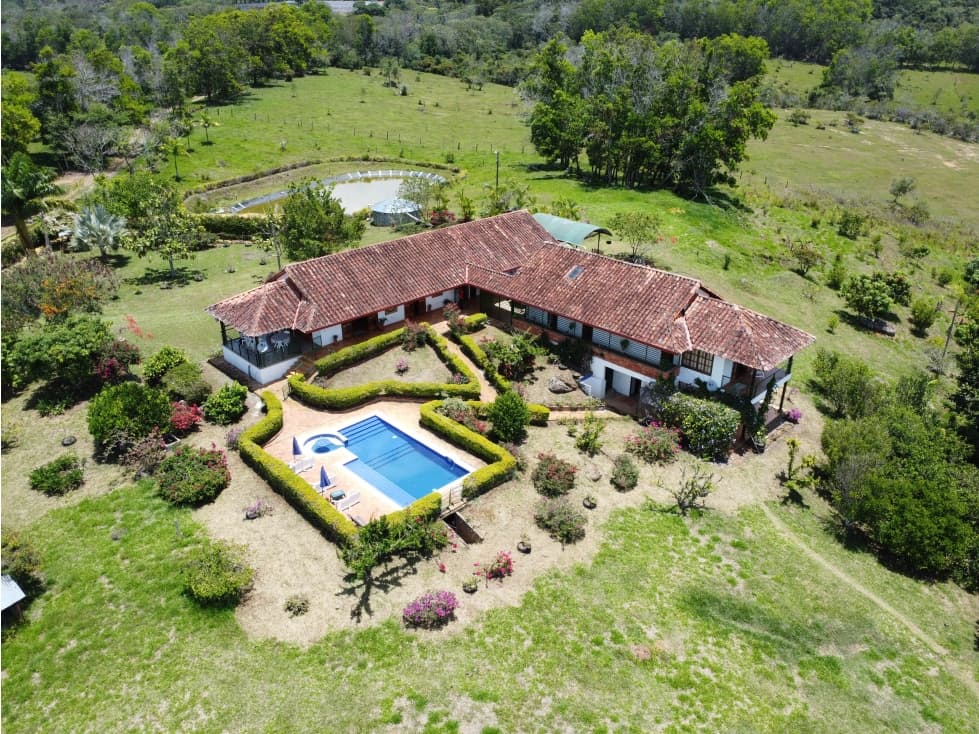 SE VENDE FINCA ALTOS DE BARIRI; SOCORRO SANTANDER - 1