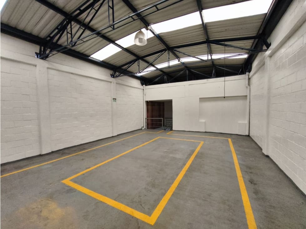 150m2 bodega arriendo Rionegro Parque Industrial - 1