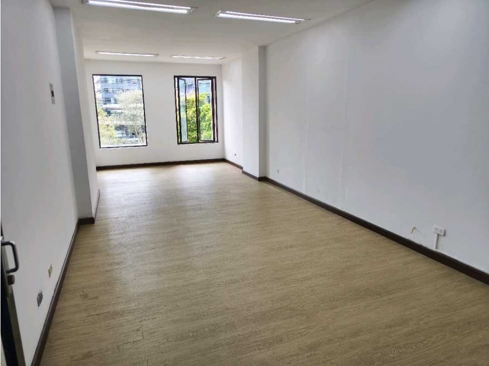 35m2 Oficina / local arriendo Poblado - Milla de Oro - 1