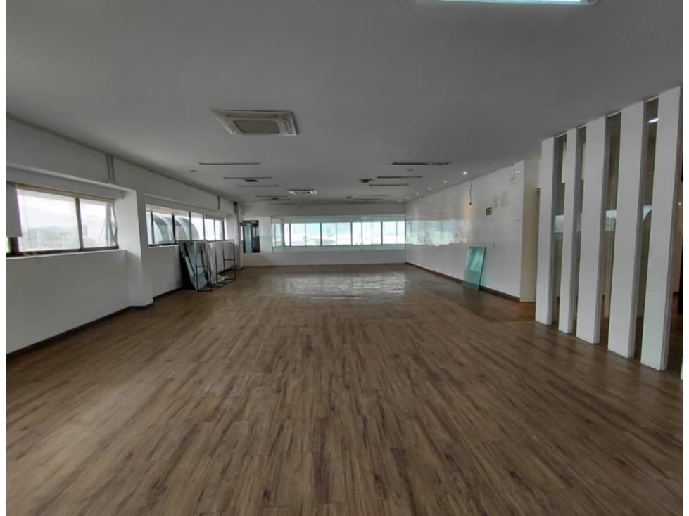 681m2 arriendo oficina Itagüí - 1