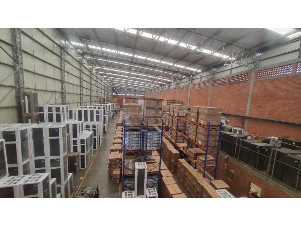 ALQUILER BODEGA 3376 MT2 ARROYOHONDO YUMBO VALLE - 1